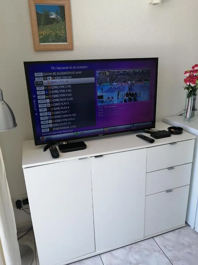 Apartament CASA EL CHAPARRAL F2 zwembadzicht Costa Del Silencio