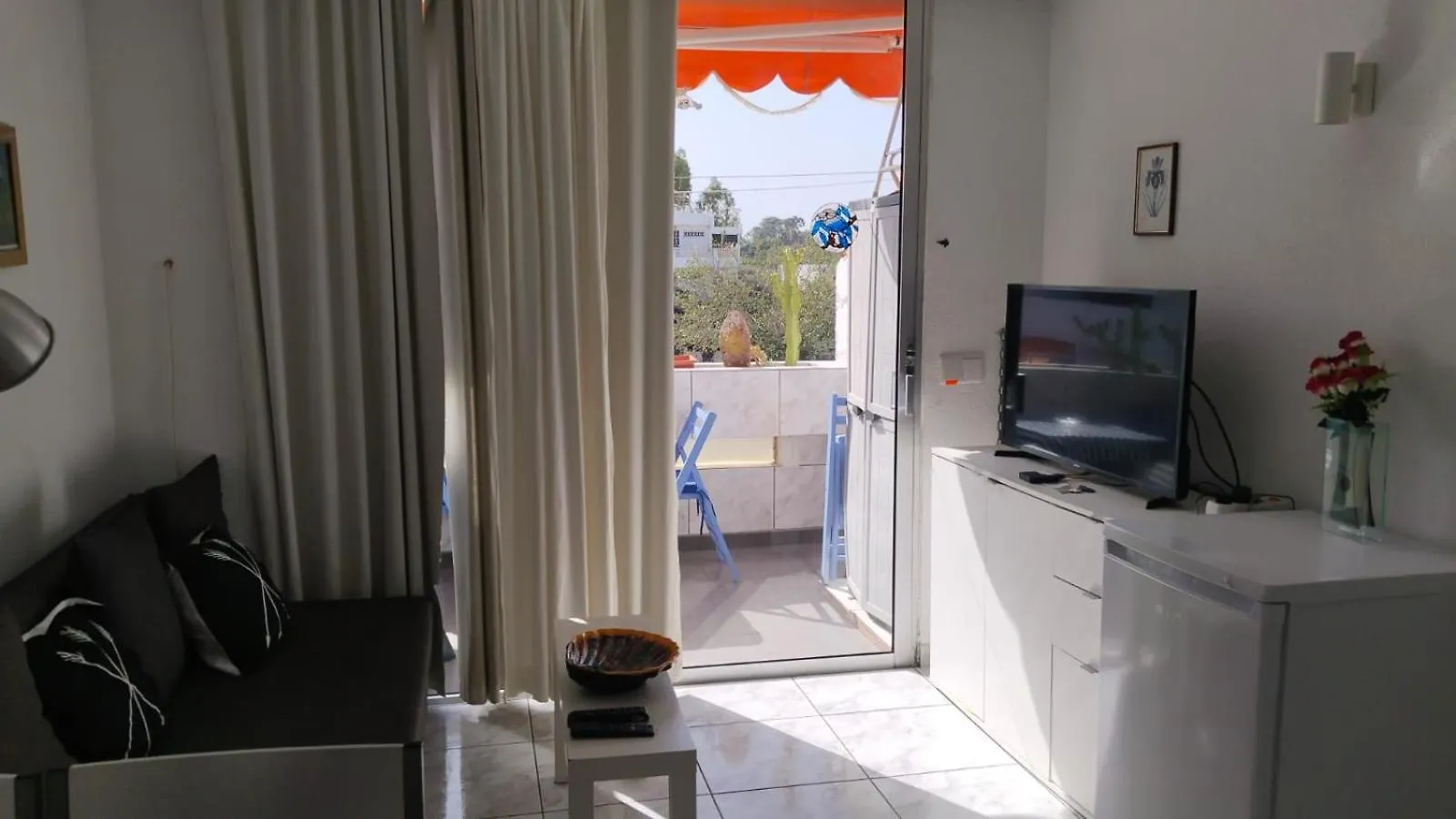 Ferienwohnung CASA EL CHAPARRAL F2 zwembadzicht Costa Del Silencio